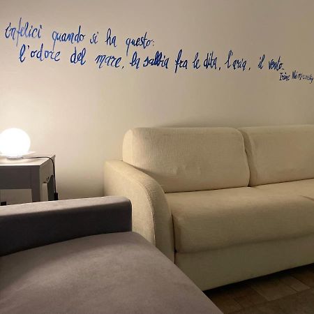 Splendida Taverna Dotata Di Tutti I Comfort A 500 Mt Dal Mare 마리나 디 카라라 외부 사진